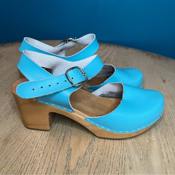 Swedish Turquoise Leather Clogs Wooden Heels Women’s Size 7.5/38 - Picture 4 of 10